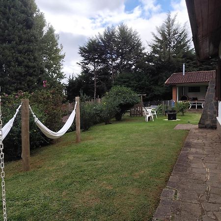 Quinta Das Flores Hospedaria Кампус-ду-Жордау Экстерьер фото
